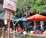 ウブドと言えば、イブオカのバビグリンです～