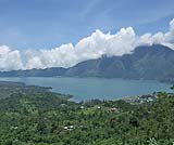 キンタマーニ高原には、爽やかな風が吹きます