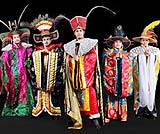 登場人物が着る衣装にも注目して下さいね！