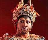 これが主人公のスル・ジャヤ王です