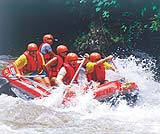 アユン川ラフティング