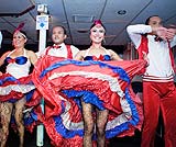 バリハイ・サンセットディナー・クルーズ