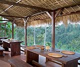 見晴らしの良いレストランでランチをどうぞ・・・