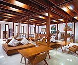 エレファントさサファリのロビー