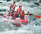 アユンリバーラフティング