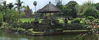 世界遺産タマンアユン寺院