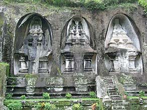 グヌン・カウィ