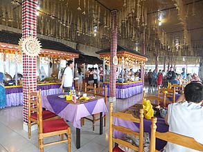 キンタマーニを見ながら食事が出来るレストラン