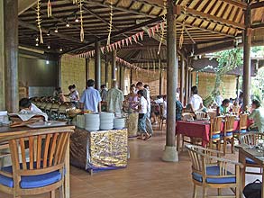 マハギリレストラン