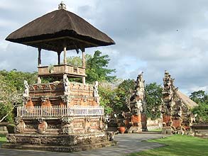 バレ・クルクルと、向こうに割れ門