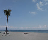 レンボンガン島のビーチ