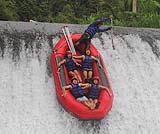 トラガワジャ川ラフティング