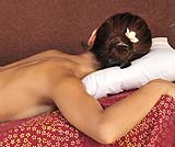 バリニーズマッサージの癒しのお時間にご案内します