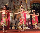 レゴンダンスの一場面