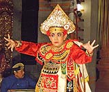 レゴンダンスの一場面