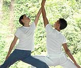 バグースジャティでのヨガ